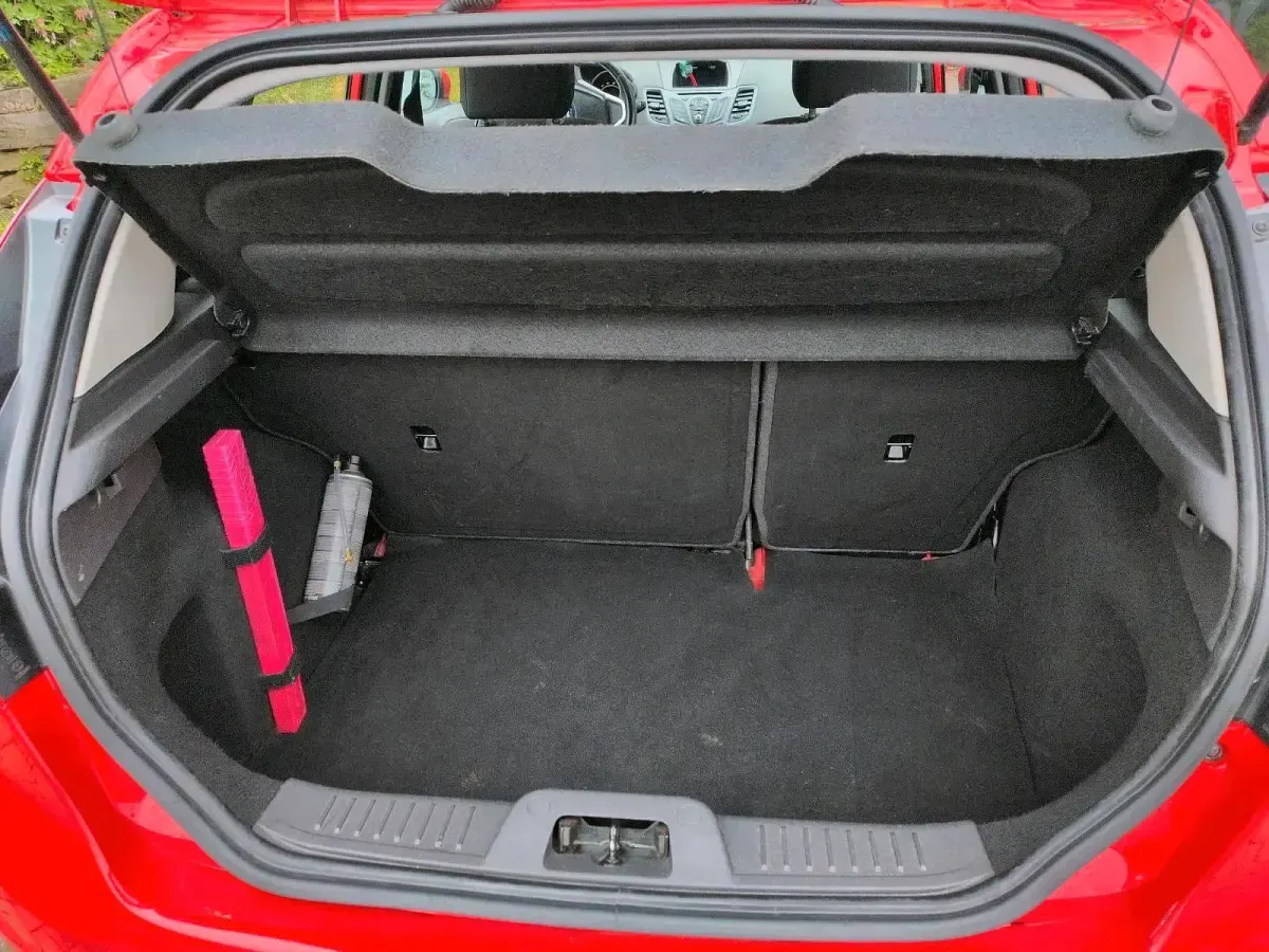 Gebraucht Ford Fiesta 96 PS (70 kW) 2017 Rot Kleinwagen