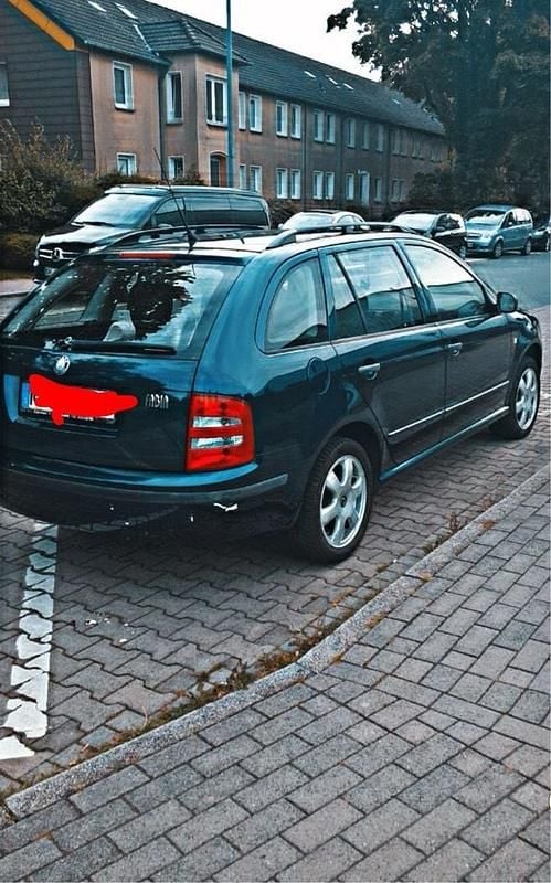 Blau Gebraucht 2003 Skoda Fabia Kombi | 500 € (Guter Preis) - Bild 1/4