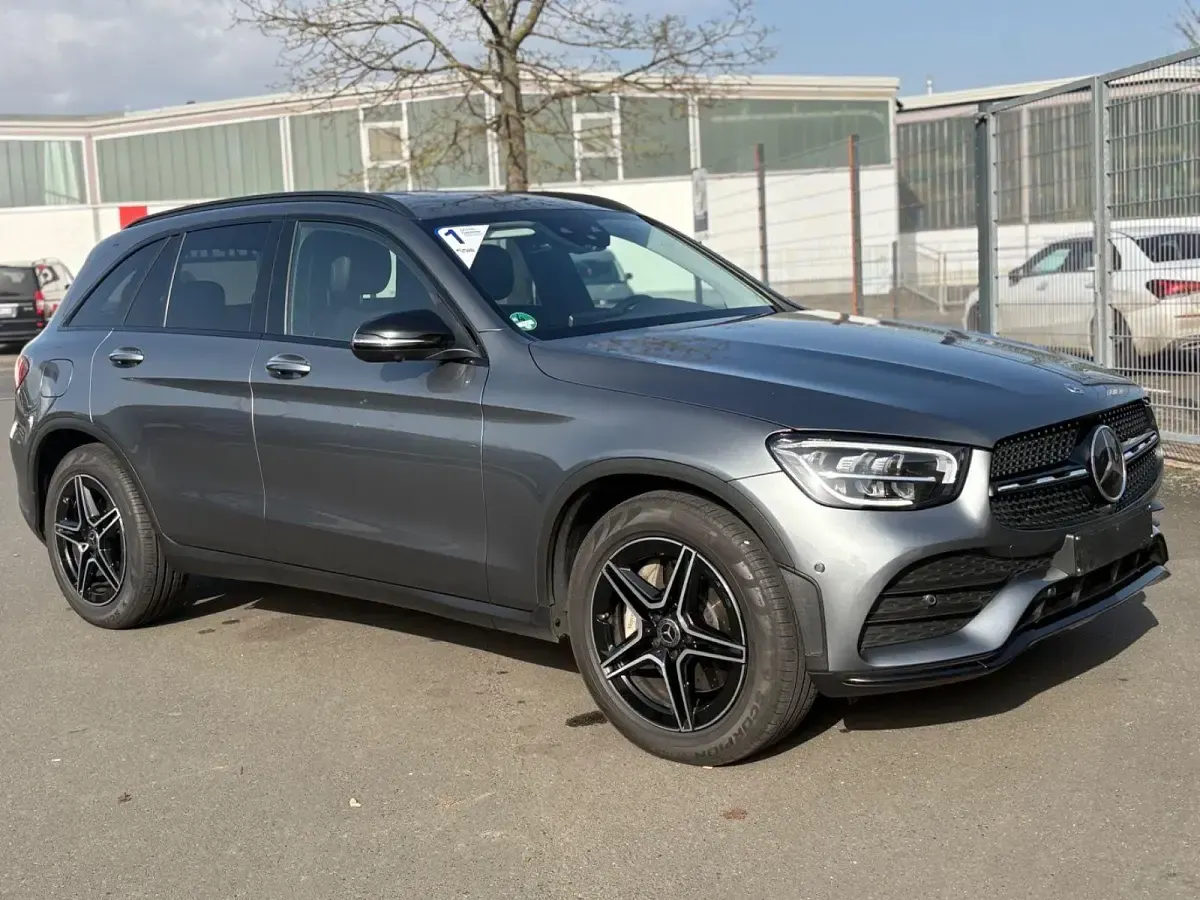 Gebraucht Mercedes GLC400d AMG 330 PS (242 kW) 2020 Grau SUV