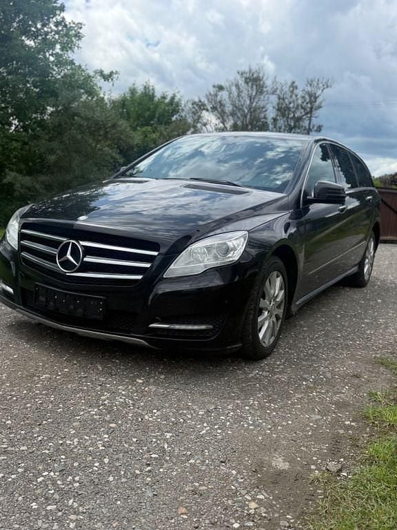 Gebraucht Mercedes R350 265 PS (194 kW) 2011 Schwarz Van / Kleinbus