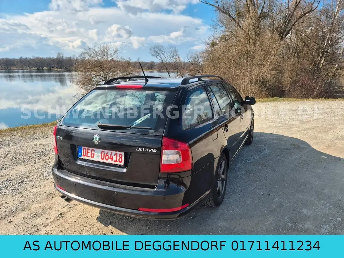 Używany Skoda Octavia RS 200 KM (147 kW) 2011 Czarny Kombi