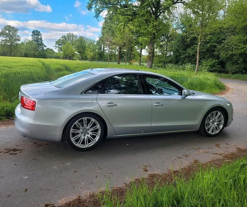 Gebraucht Audi A8 350 PS (257 kW) 2010 Silber Limousine