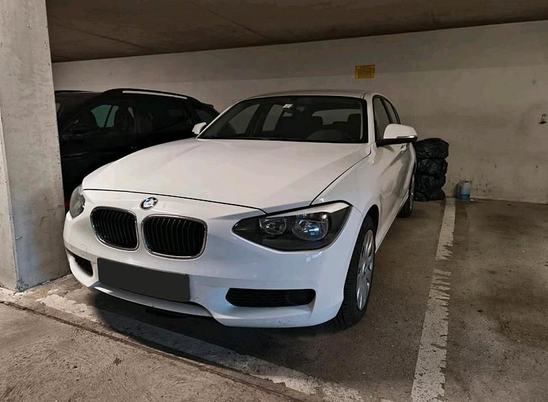 Gebraucht BMW 116 136 PS (100 kW) 2014 Weiß Kleinwagen