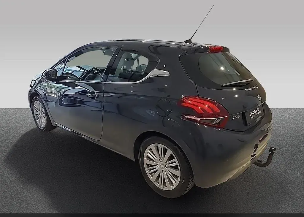 Gebraucht Peugeot 208 Allure 82 PS (60 kW) 2017 Grau Kleinwagen