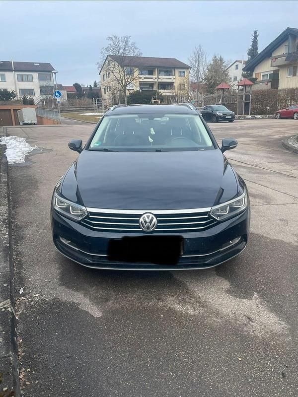 Gebraucht VW Passat Highline 150 PS (110 kW) 2016 Schwarz Kombi