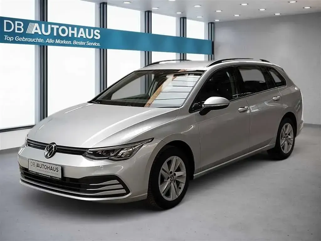 Gebraucht VW Golf VIII Life 110 PS (80 kW) 2023 Kombi