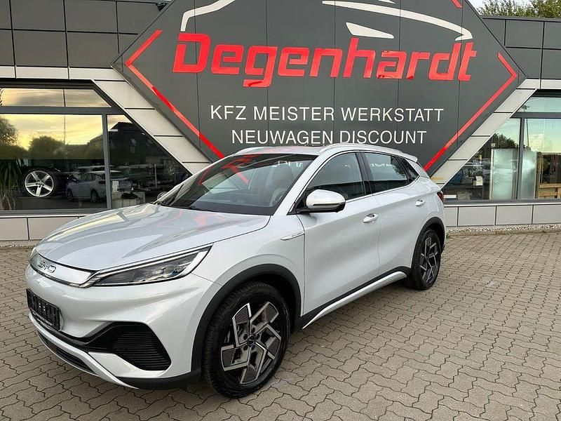 Weiß Gebraucht 2023 BYD Atto 3 Design SUV | 26.990 € (Etwas zu teuer) - Bild 1/4