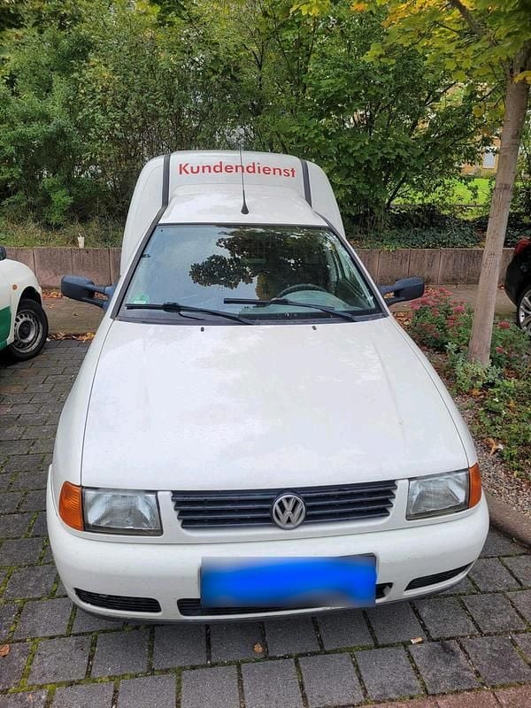 Second-hand VW Caddy 64 CP (47 kW) 2004 Alb Monovolum