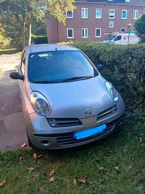 Grau Gebraucht 2005 Nissan Micra Kleinwagen | 1.100 € - Bild 1/4
