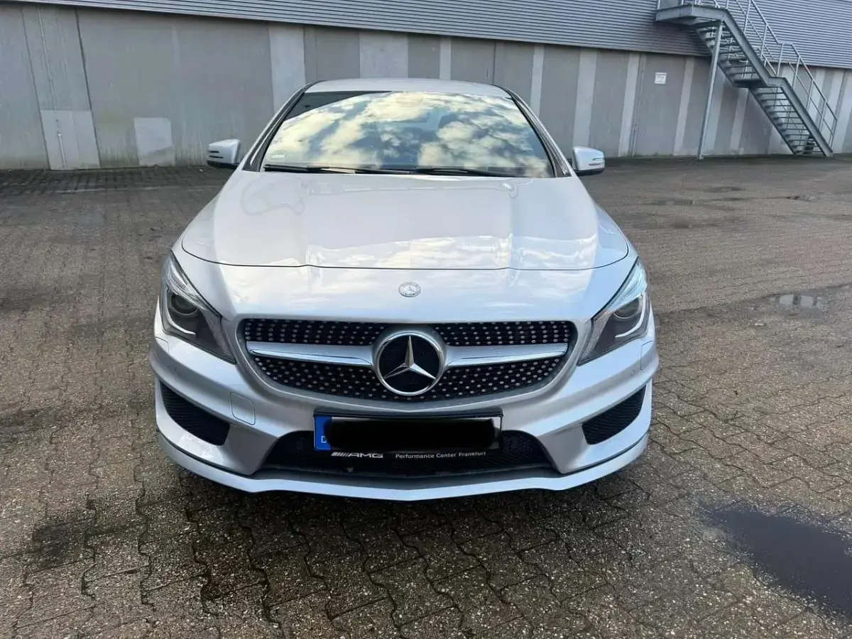 Gebraucht Mercedes CLA220 170 PS (125 kW) 2013 Grau Limousine