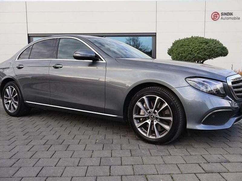Gebraucht Mercedes E400 Avantgarde 340 PS (250 kW) 2018 Grau Limousine