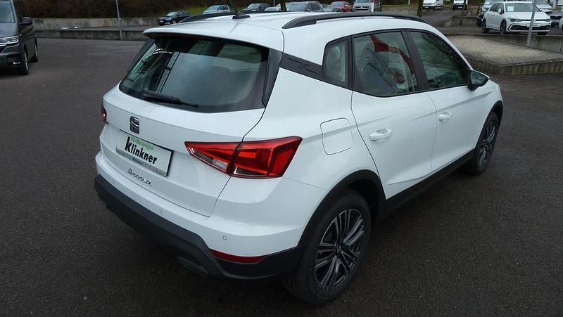 Gebraucht Seat Arona Style 116 PS (85 kW) 2024 "nevada" weiss SUV
