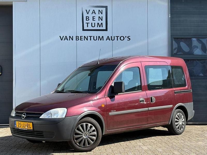 Rot Gebraucht 2002 Opel Combo Comfort Van / Kleinbus | 1.200 € (Guter Preis) - Bild 1/4