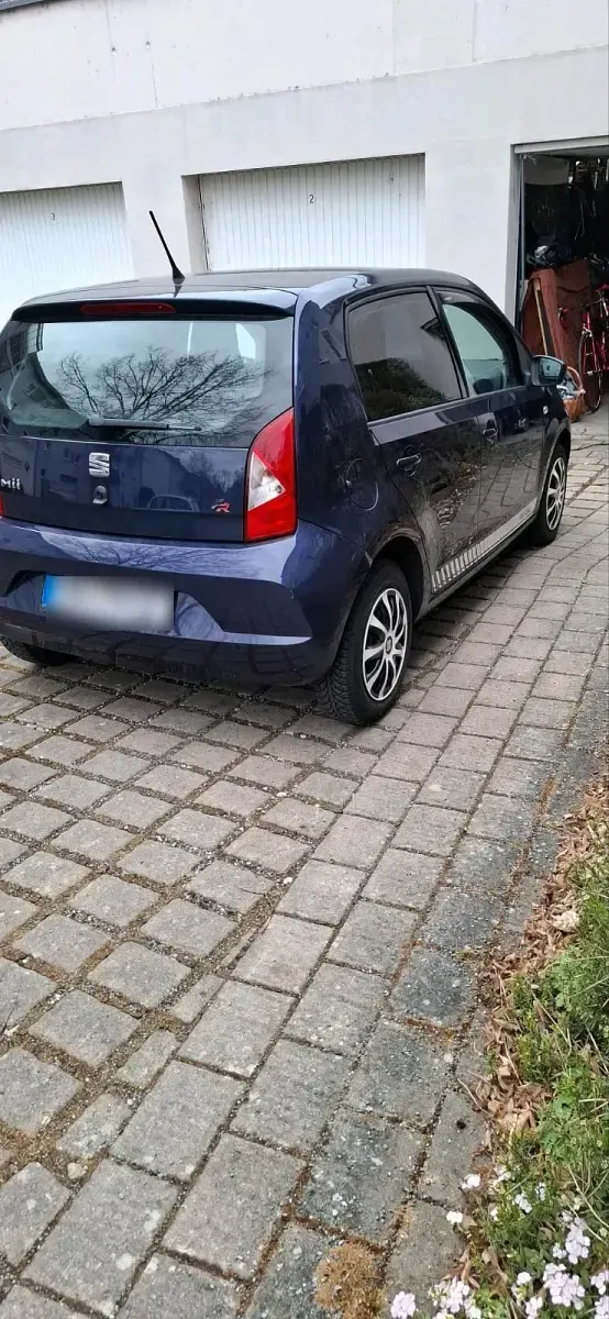 Gebraucht Seat Mii 60 PS (44 kW) 2016 Blau Kleinwagen