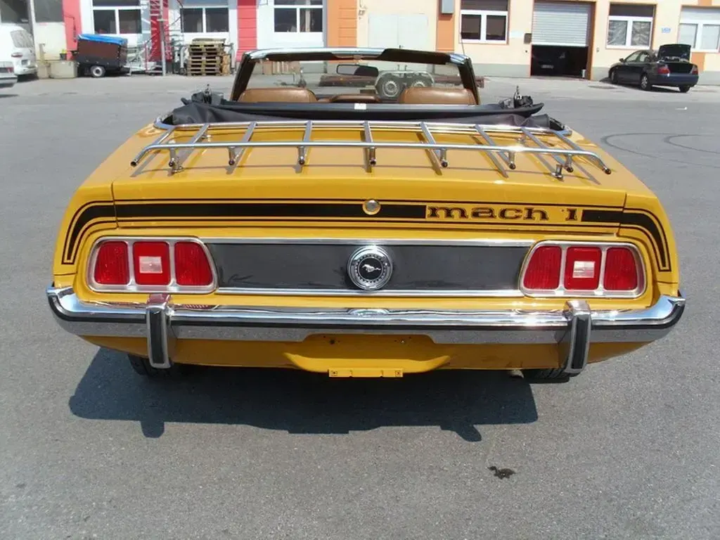 Second-hand Ford Mustang 266 CP (195 kW) 1973 Galben Cabrio