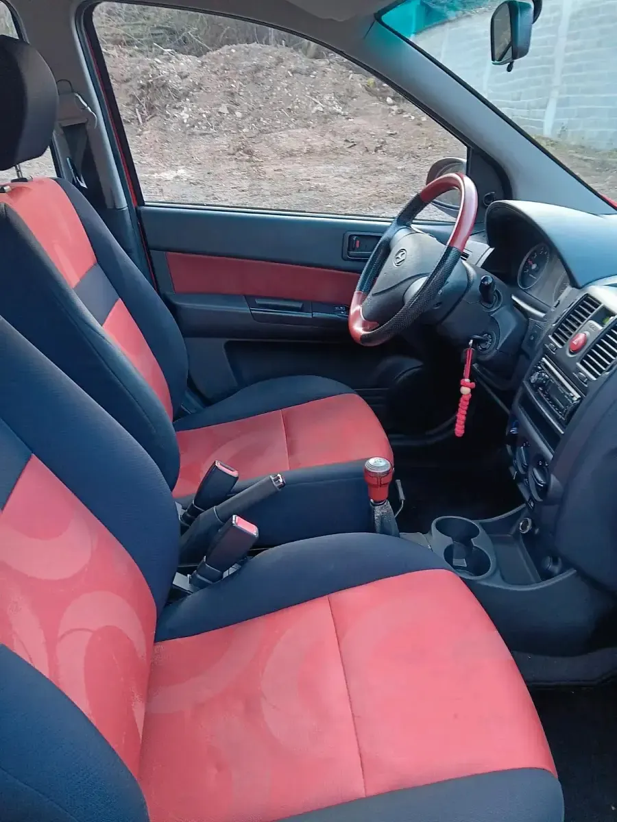 Gebraucht Hyundai Getz 66 PS (48 kW) 2008 Rot Kleinwagen
