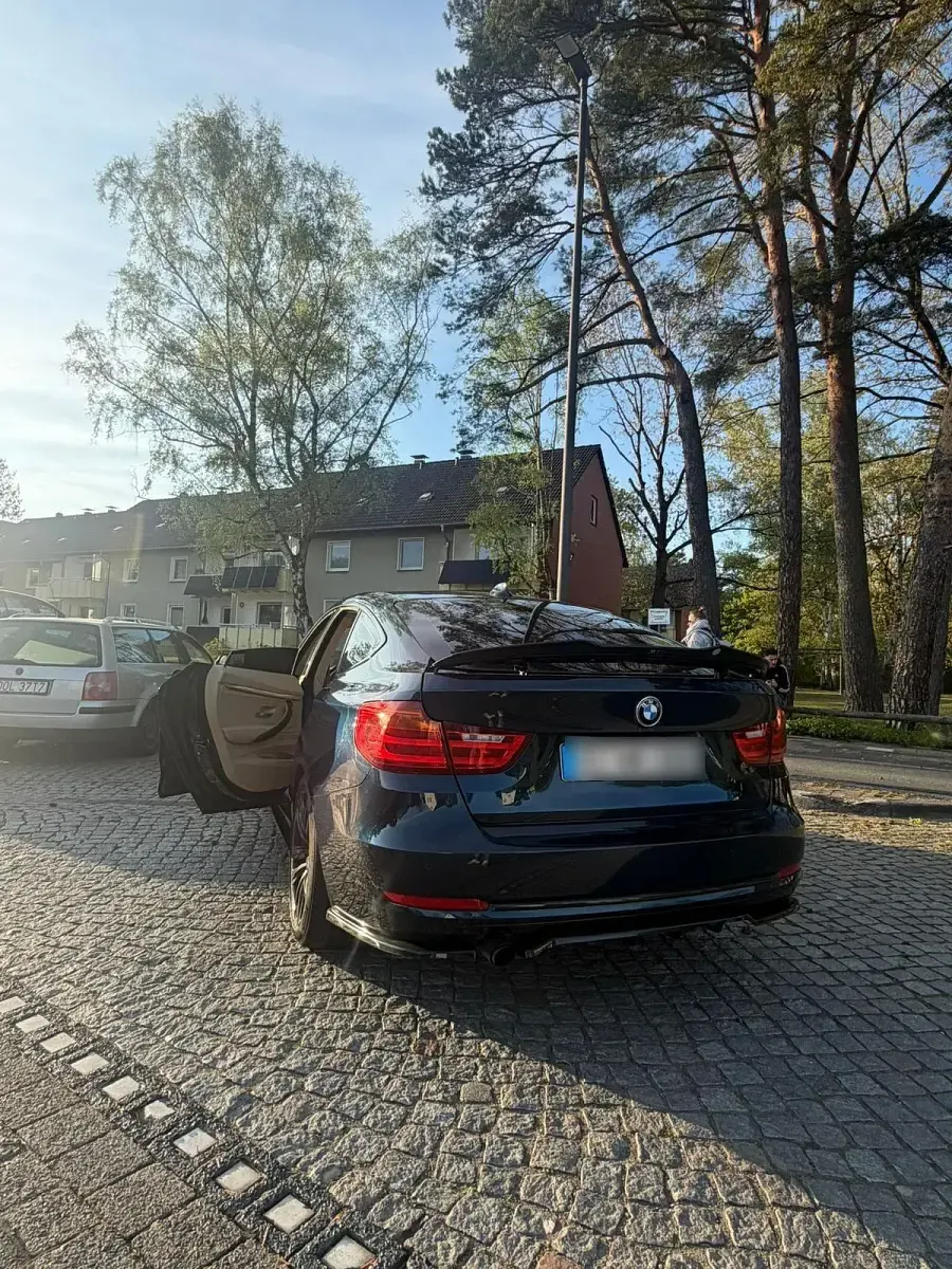 Gebraucht BMW 320 184 PS (135 kW) 2013 Andere farben Limousine