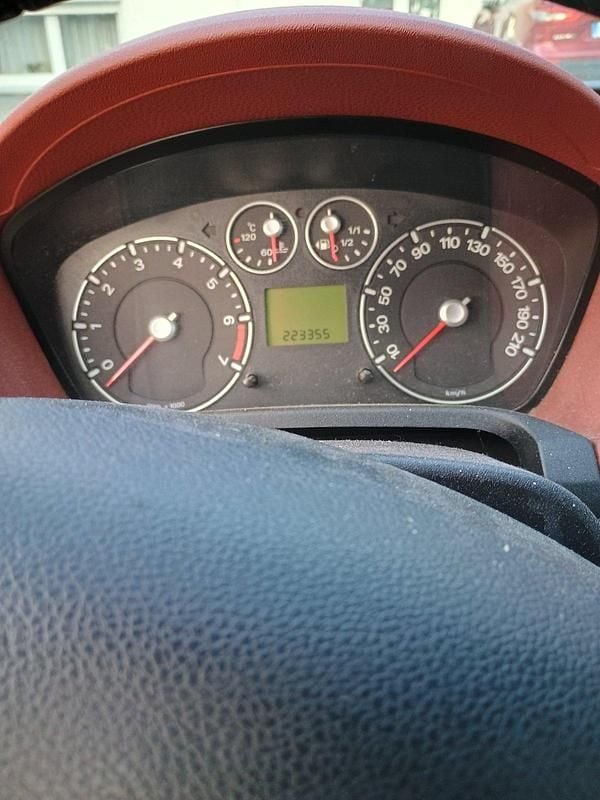 Gebraucht Ford Fiesta 60 PS (44 kW) 2008 Kleinwagen