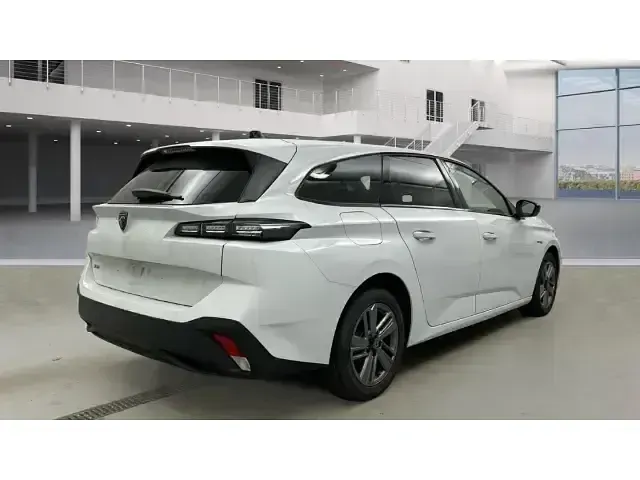 Gebraucht Peugeot 308 SW Style 131 PS (96 kW) 2024 Weiß Kombi