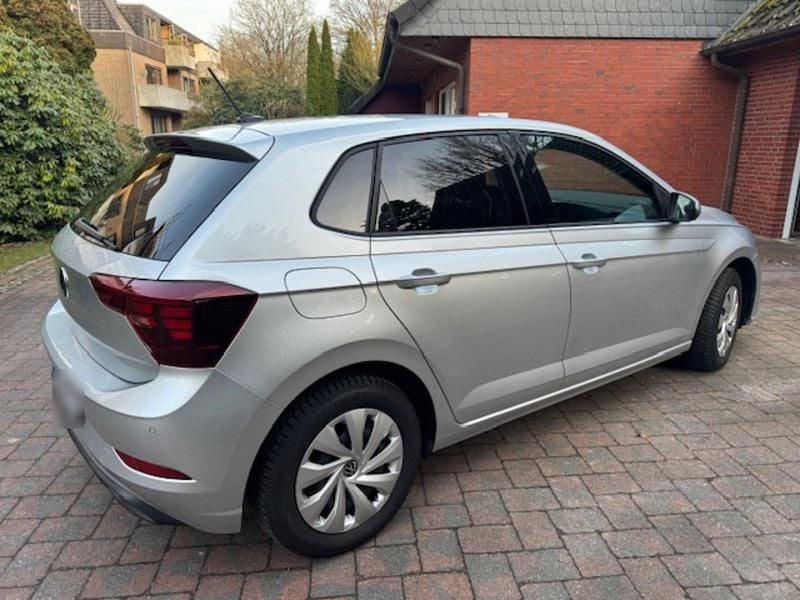 Gebraucht VW Polo Life 95 PS (69 kW) 2021 Silber Kleinwagen