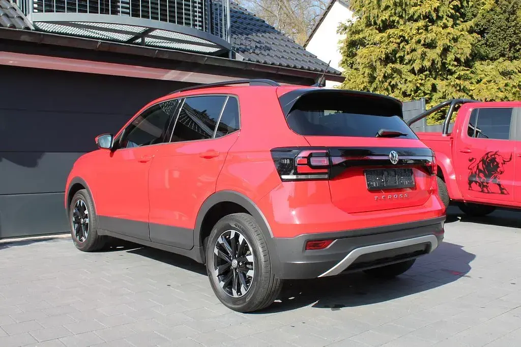 Gebraucht VW T-Cross Life 95 PS (69 kW) 2019 Rot SUV