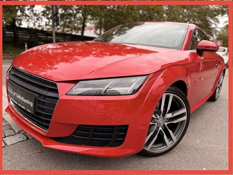 Tangorot (metallic) Gebraucht 2016 Audi TT Design Coupé | 26.999 € (Fairer Preis) - Bild 1/4