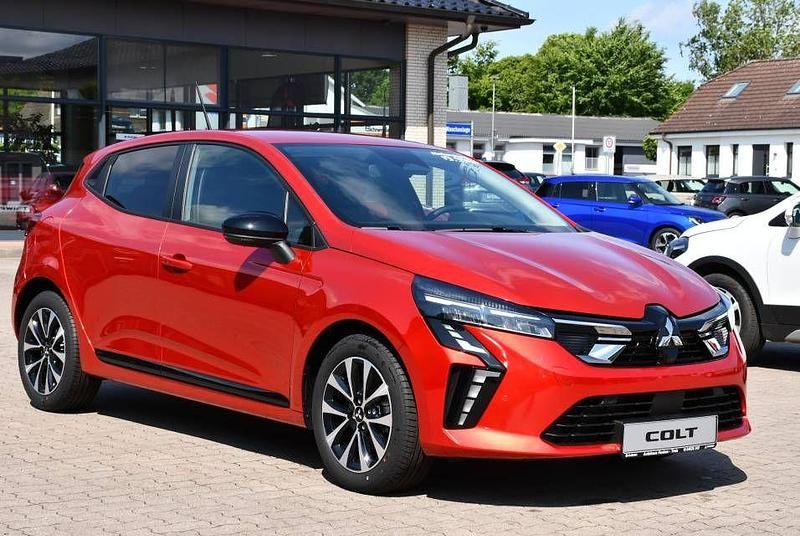 Rot Neu 2025 Mitsubishi Colt Plus Limousine | 19.990 € (Etwas zu teuer) - Bild 1/4