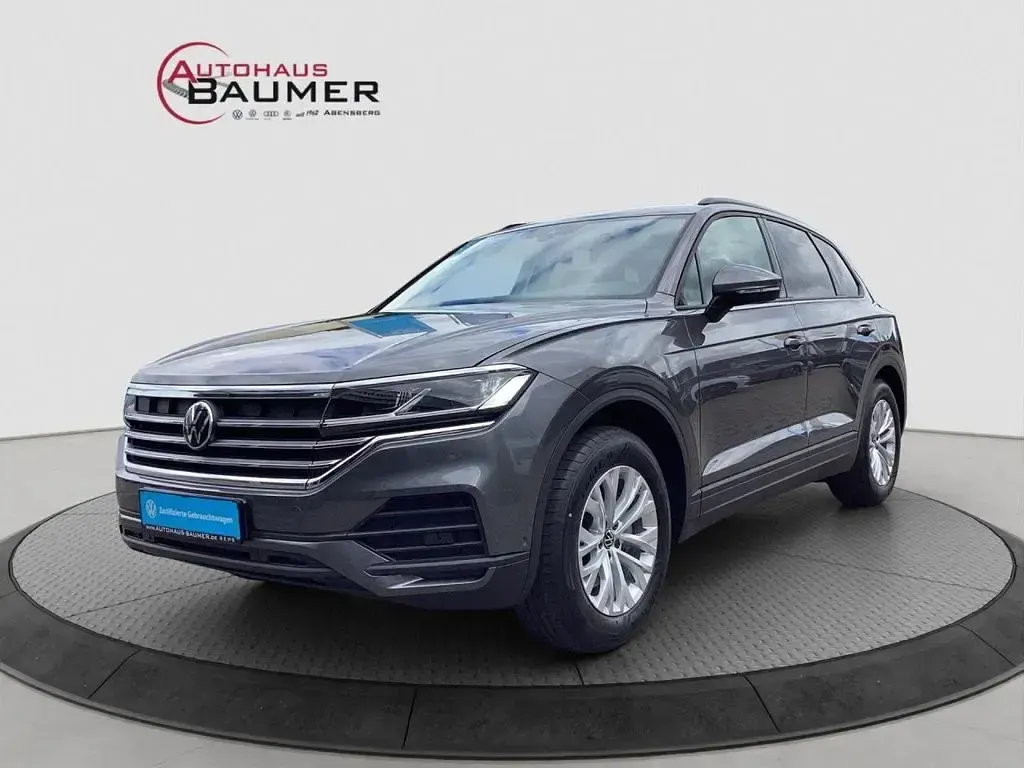 Neu VW Touareg 286 PS (210 kW) 2026 Graugrau SUV