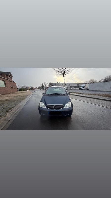 Gebraucht Mercedes A140 82 PS (60 kW) 2004 Blau Kleinwagen