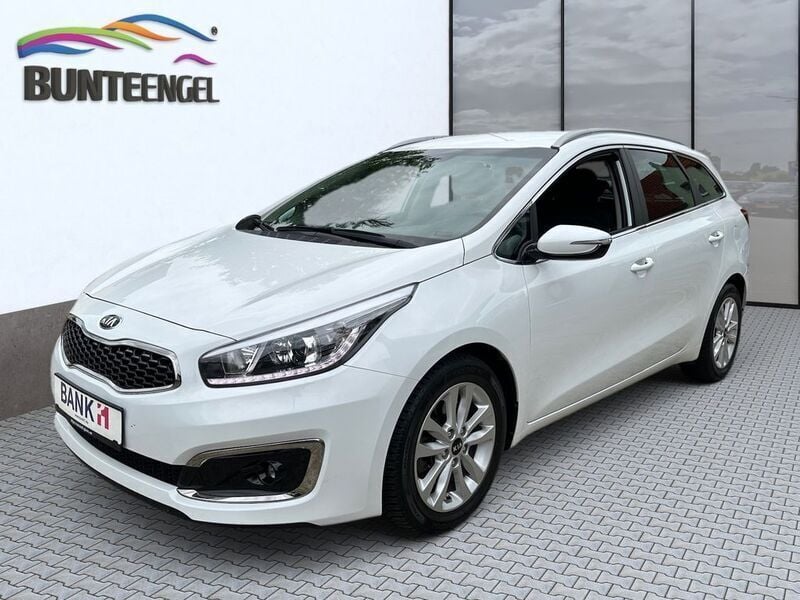 Weiß Gebraucht 2017 Kia Ceed Sportswagon Spirit Kombi | 10.990 € (Guter Preis) - Bild 1/4