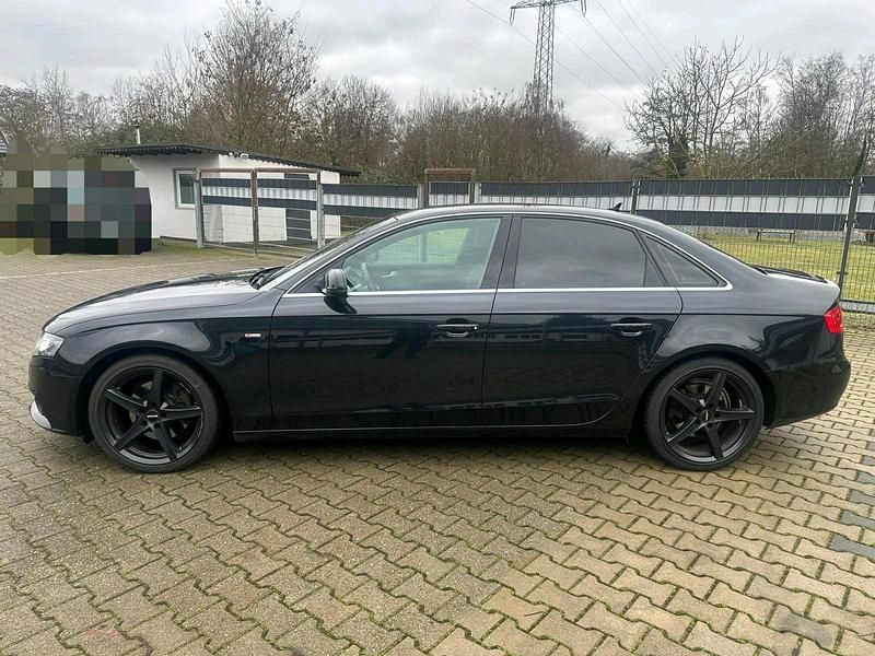 Gebraucht Audi A4 S-Line 140 PS (102 kW) 2010 Schwarz Limousine