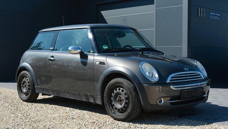 Usata Mini ONE 90 CV (66 kW) 2006 Grigio Utilitaria