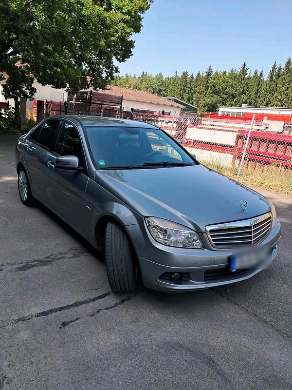 Gebraucht 2009 Mercedes C200 Limousine | 5.990 € - Bild 1/4