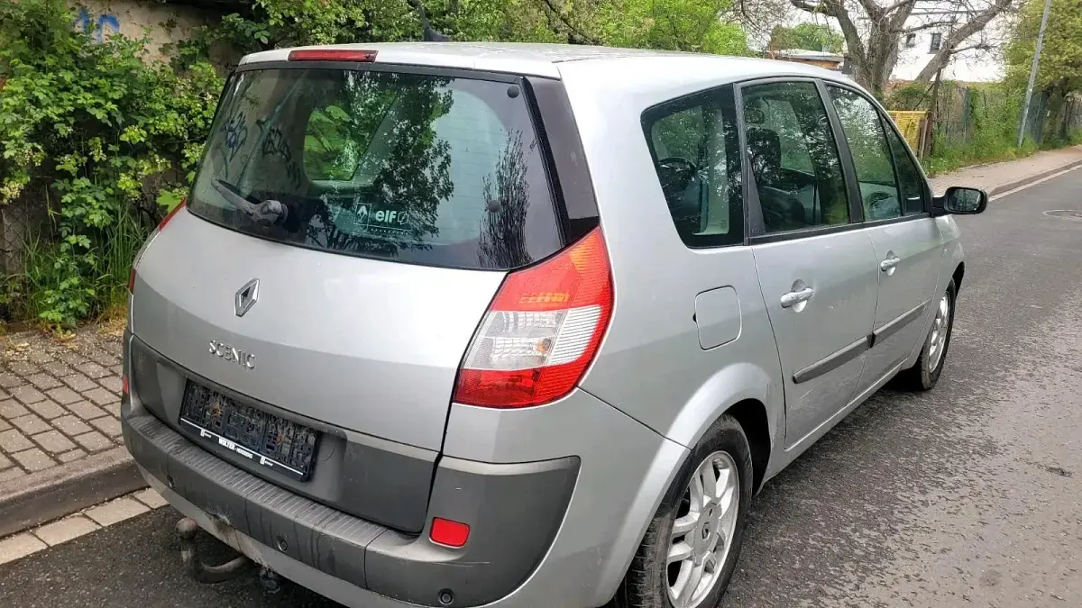 Gebraucht Renault Scenic E-Tech 135 PS (99 kW) 2006 Silber Limousine