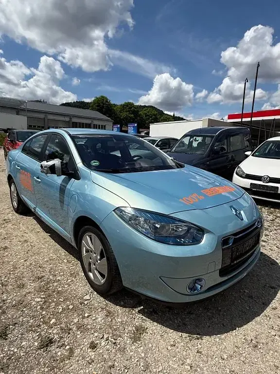 Gebraucht Renault Fluence 50 kW (68 PS) 2012 Blau Limousine