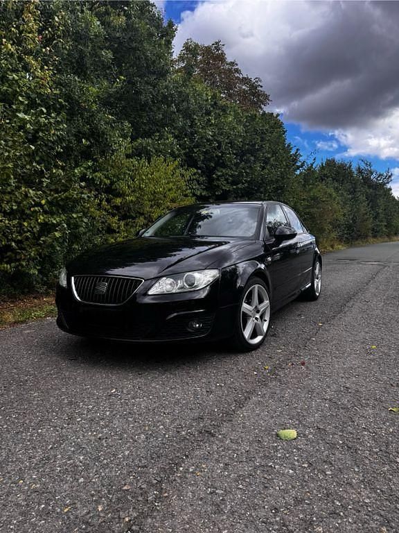 Schwarz Gebraucht 2010 Seat Exeo Sport Limousine | 6.999 € (Teuer) - Bild 1/4