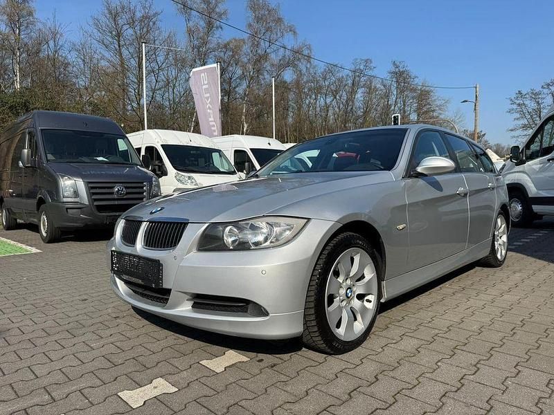 Gebraucht BMW 325 197 PS (144 kW) 2007 Silber Kombi