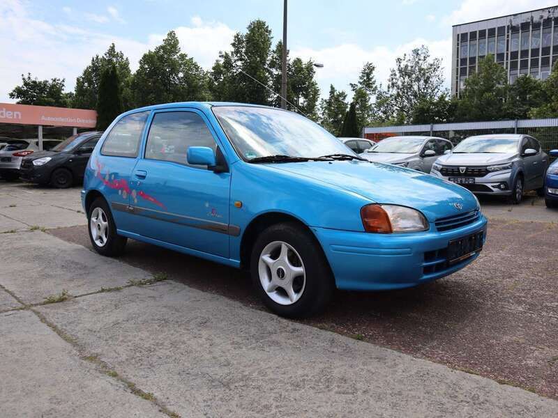 Blau Gebraucht 1997 Toyota Starlet Kleinwagen | 2.200 € (Fairer Preis) - Bild 1/4