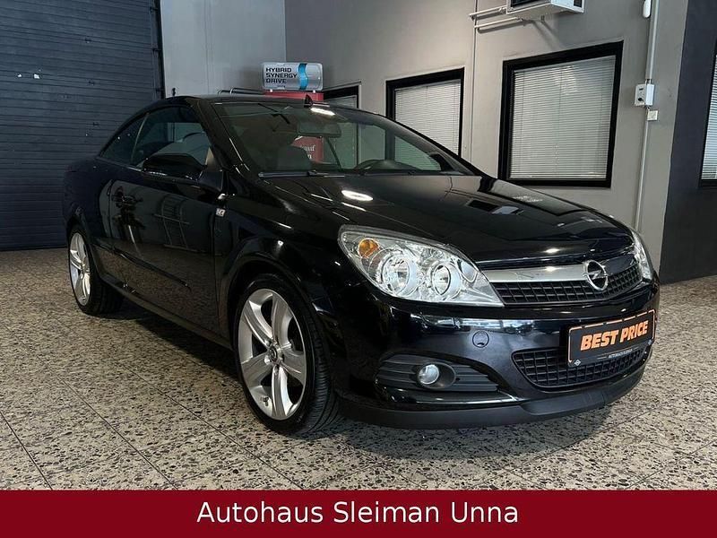 Schwarz Gebraucht 2009 Opel Astra Cabriolet Cabrio | 3.990 € (Teuer) - Bild 1/4