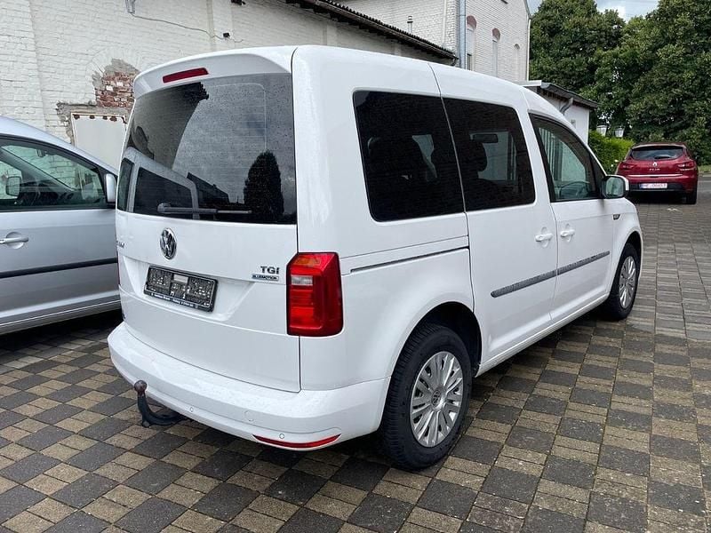 Gebraucht VW Caddy Trendline 110 PS (80 kW) 2016 Weiß Van / Kleinbus