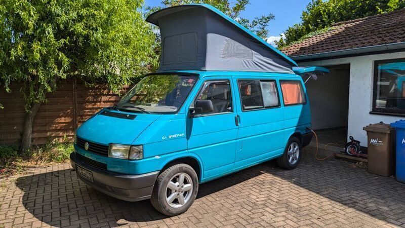 Grün Gebraucht 1991 VW T4 California Van | 18.999 € - Bild 1/4