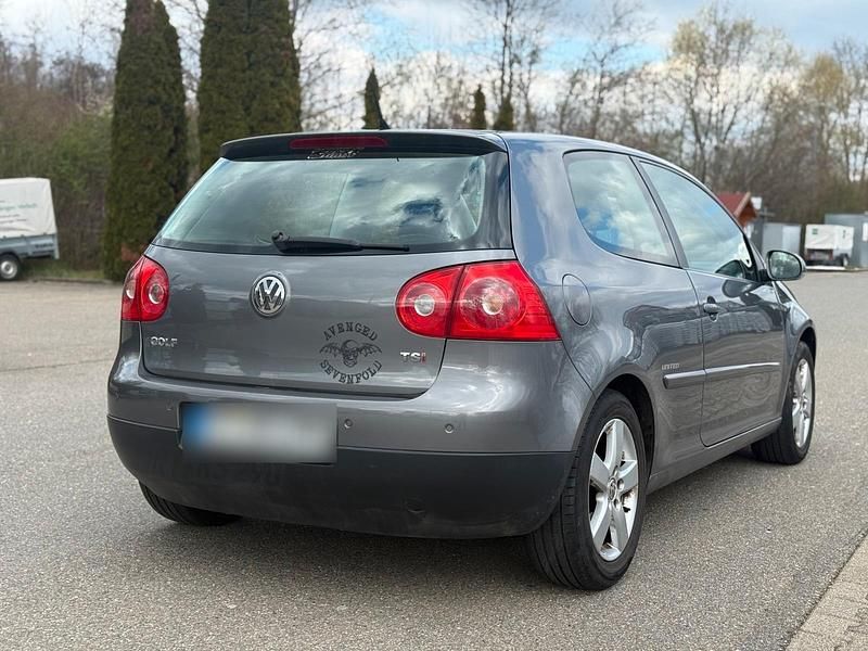 Gebraucht VW Golf V 122 PS (89 kW) 2008 Grau Kleinwagen