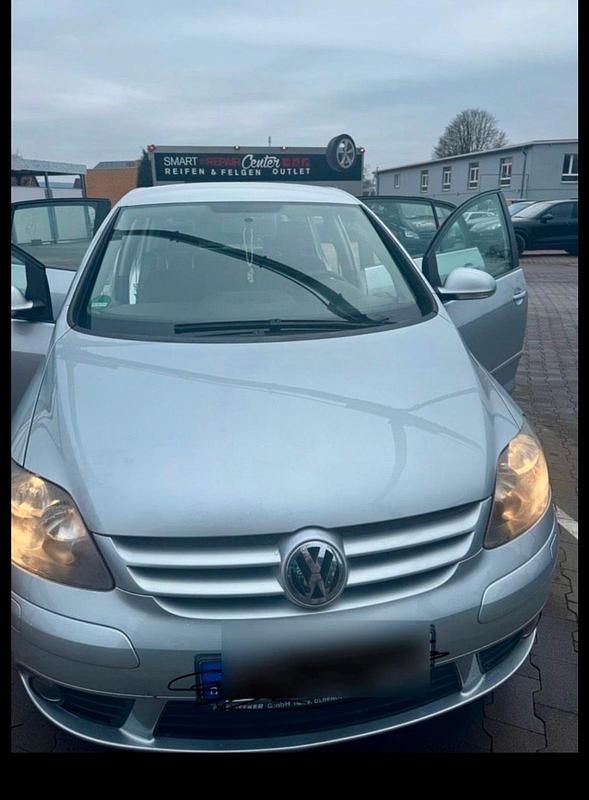 Grau Gebraucht 2006 VW Golf Plus Van / Kleinbus | 4.250 € - Bild 1/4