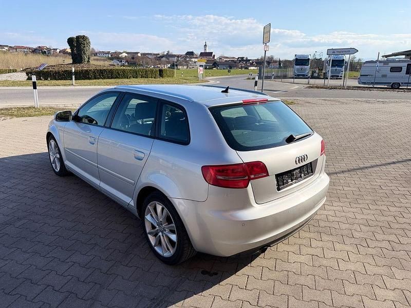 Gebraucht Audi A3 S-Line 140 PS (102 kW) 2013 Silber Limousine