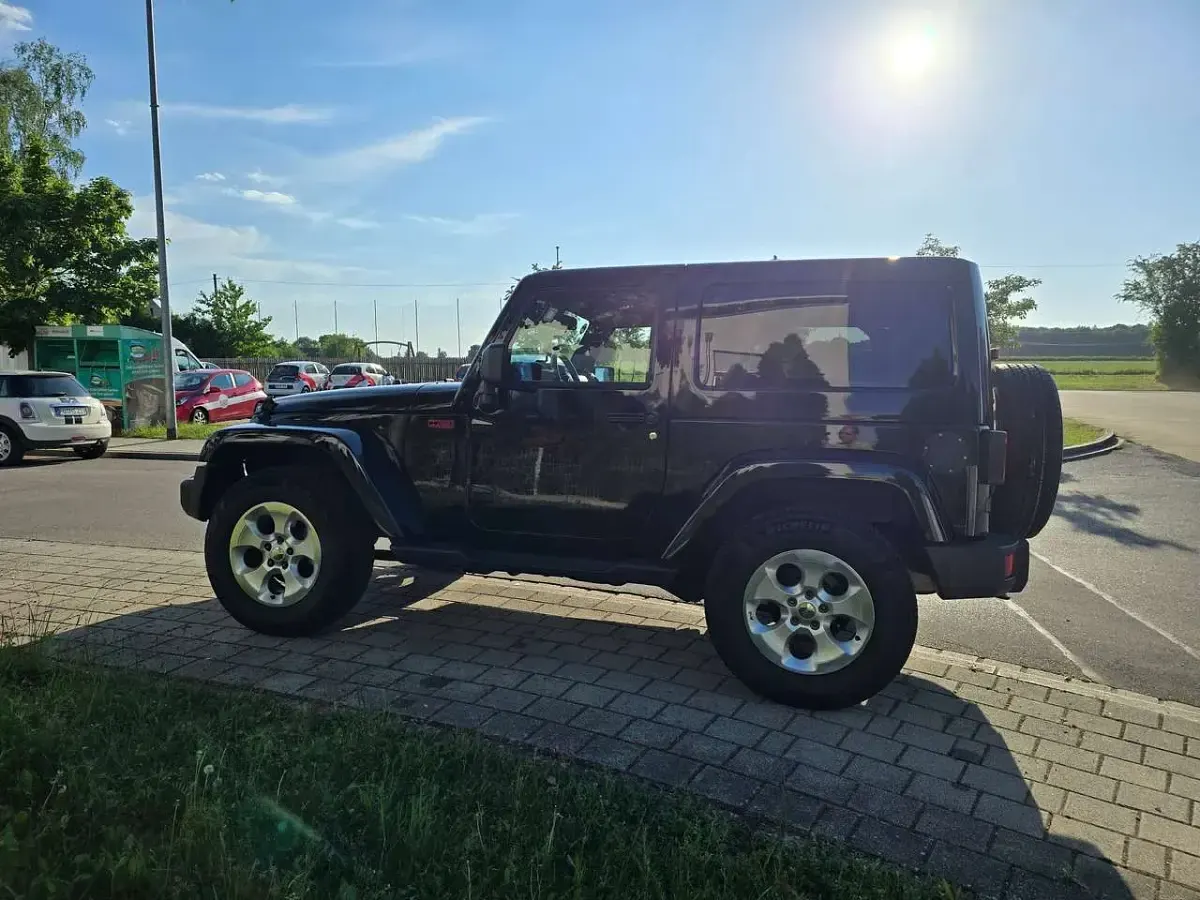 Gebraucht Jeep Wrangler 200 PS (147 kW) 2015 Schwarz SUV