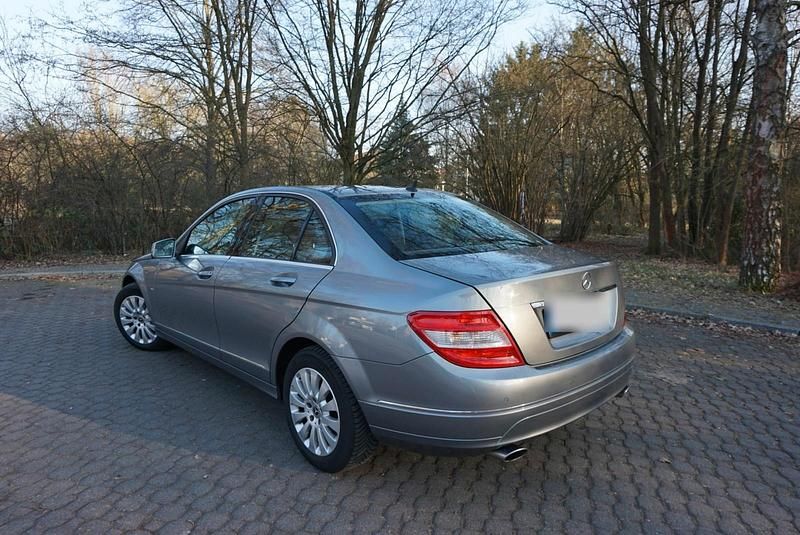 Gebraucht Mercedes C280 231 PS (169 kW) 2009 Grau Limousine
