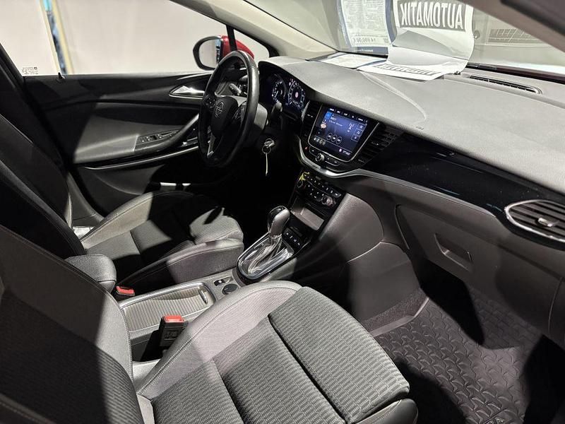 Gebraucht Opel Astra Elegance 145 PS (106 kW) 2019 Rot Limousine