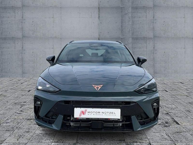 Neu Cupra Leon 204 PS (150 kW) 2026 Blau Limousine