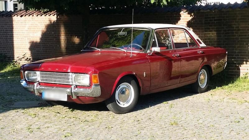Rot Gebraucht 1969 Ford 17M Limousine | 5.300 € - Bild 1/4