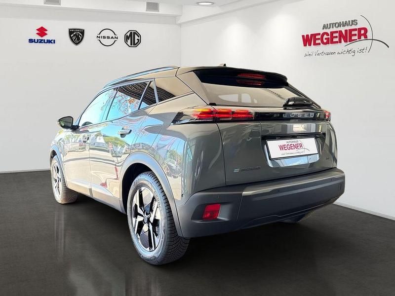 Neu Peugeot e-2008 GT 114 kW (156 PS) 2025 Selenium grau met. SUV